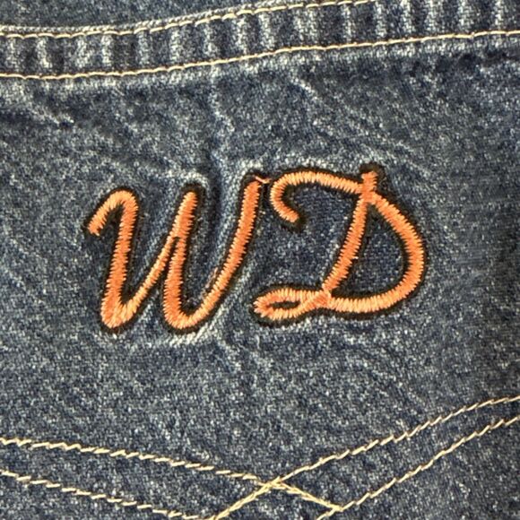 Vintage Disney Store Denim Shirt Mens Size Medium Mickey Embroidered Walt Studio - Picture 10 of 12